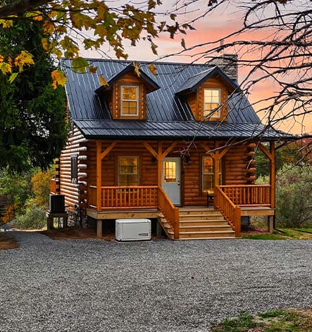 Valley Views Cabin in Hocking Hills woods