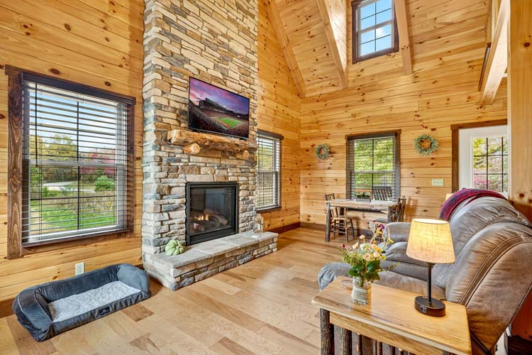 valley view cabin private entrance and driveway