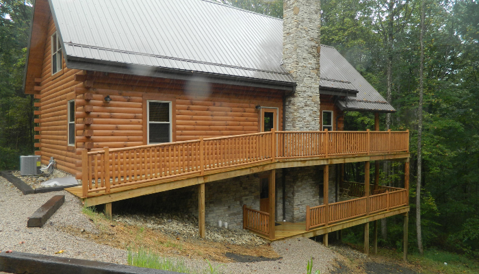 Cozy and inviting cabin facade