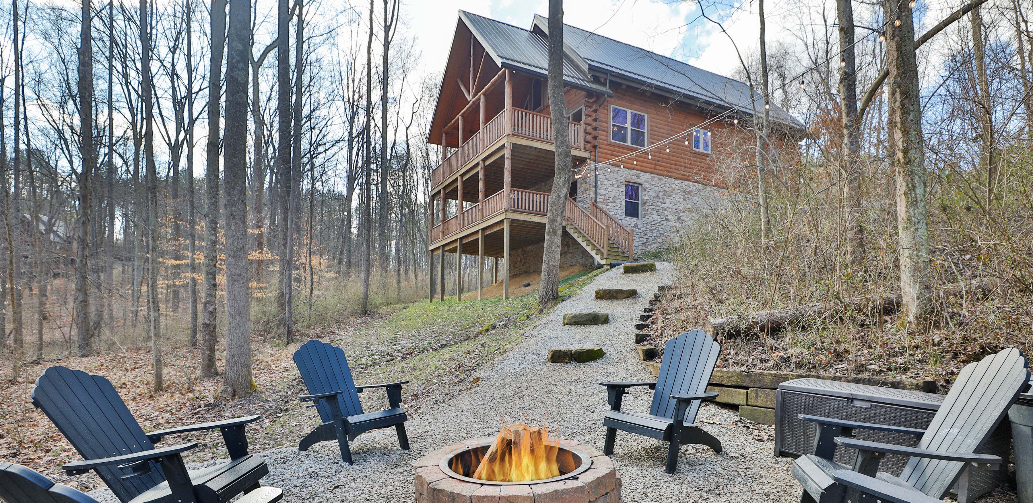 Almost Heaven cabin at Trickle Creek in Hocking Hills